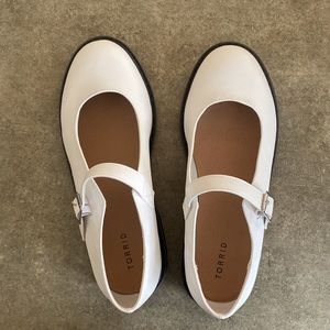 Torrid size 12ww flats